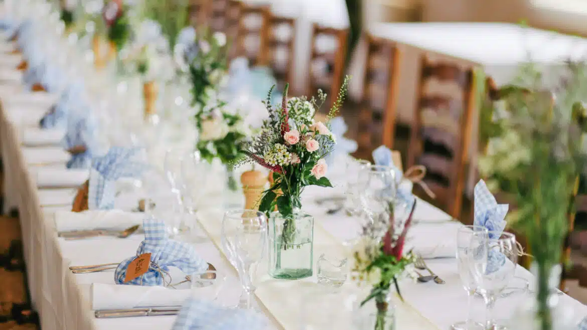 Quelle présentation tendance pour un menu de mariage ?